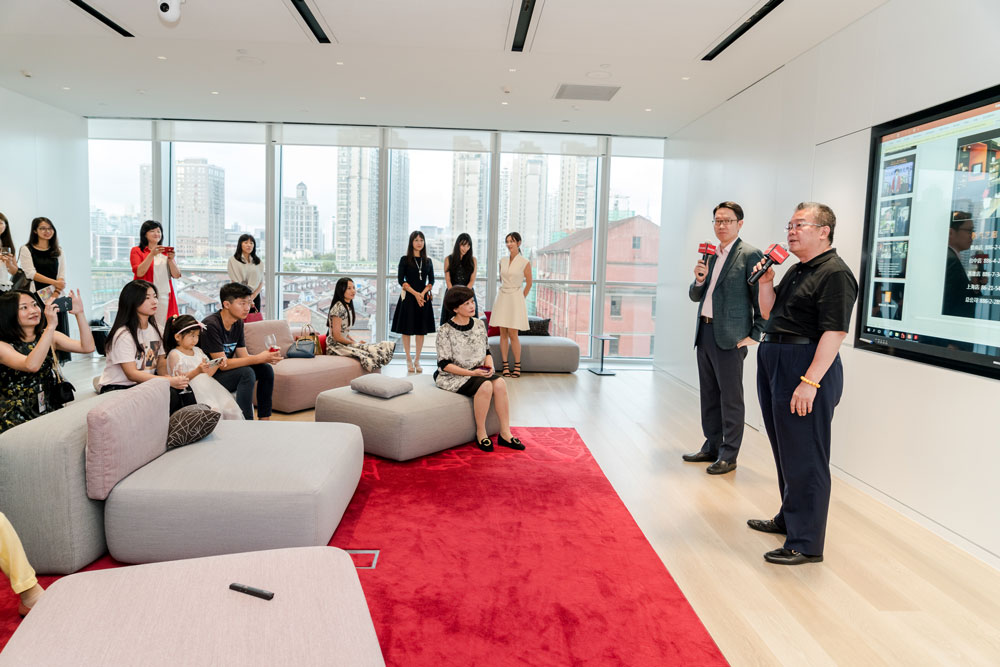 「Clear Mirror～Transparency」exhibition opens at Gensler Shanghai office