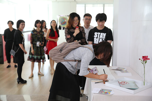 前進全球頂級建築事務所．美國Gensler上海總部 李善單+瑪馨玲月「明鏡～Transparency」開展