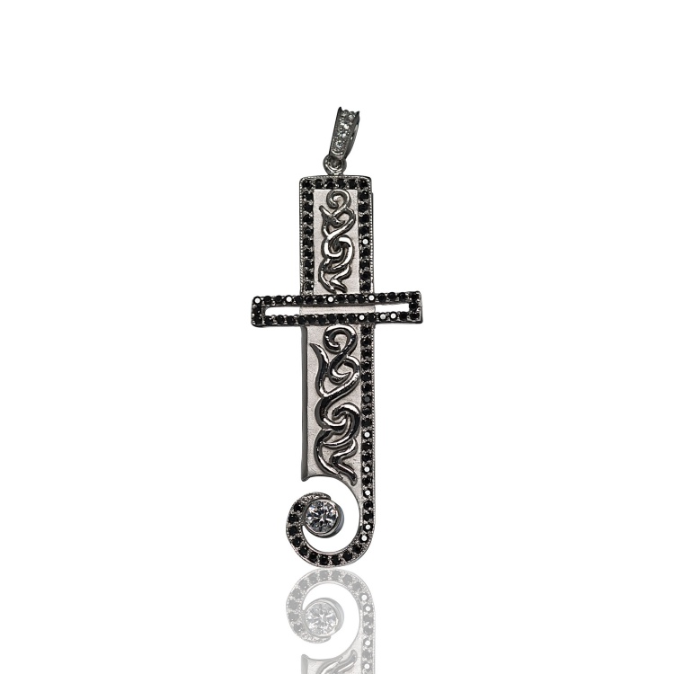 Wonder Propitiousness in Hands Pendant